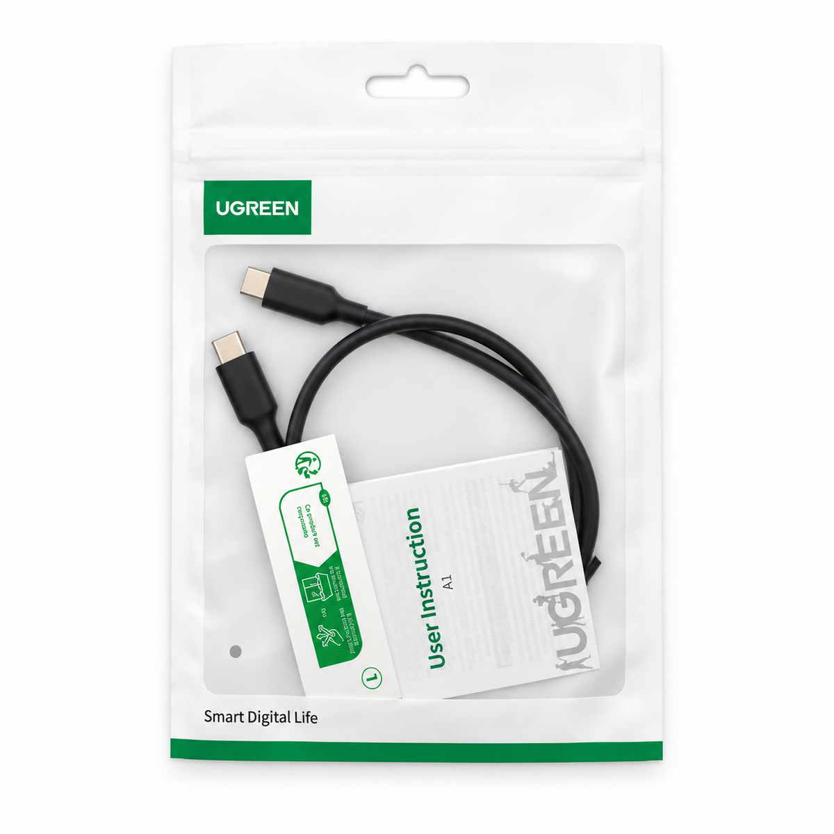 Cable negro UGREEN 50996 USB-C a USB-C de 50 cm en empaque sobre fondo blanco