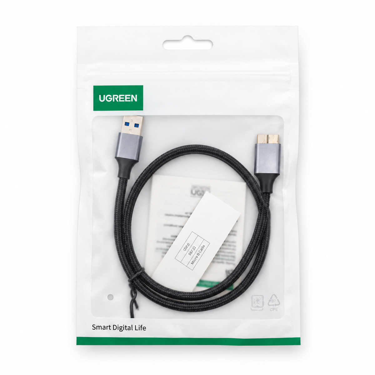 Cable UGREEN 80792 USB-A a Micro-B USB 3.0 de 50 cm, negro trenzado, sobre fondo blanco